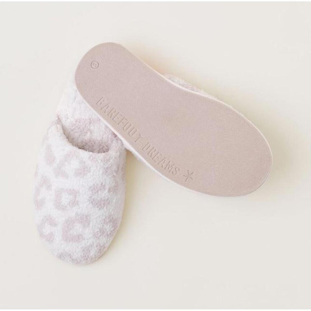 Barefoot Dreams NWT CozyChic Youth Barefoot in the Wild Slipper Size Youth Small
